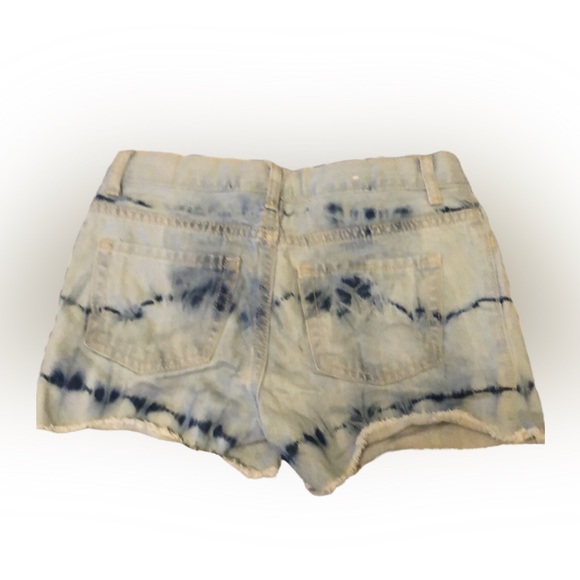 ⭐️Tye dyed Jean Short shorts - Picture 2 of 2